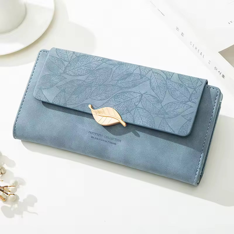 Purse female niche design retro simple long mobile phone bag frosted leaf women's purse 2026 new trend all-matching wallet women
