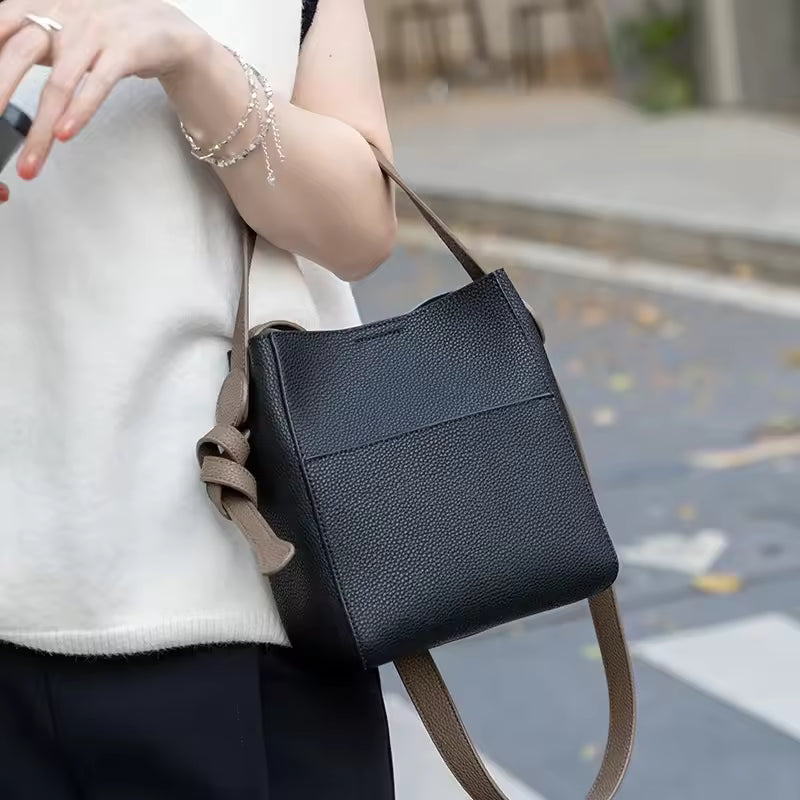 Timeless Heritage Leather Handbag - Versatile Office Tote & Shoulder Bag